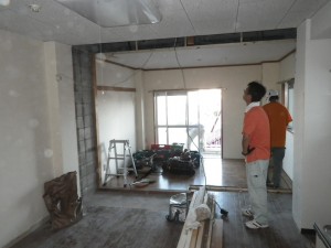 賃貸物件間取り変更工事・・・・